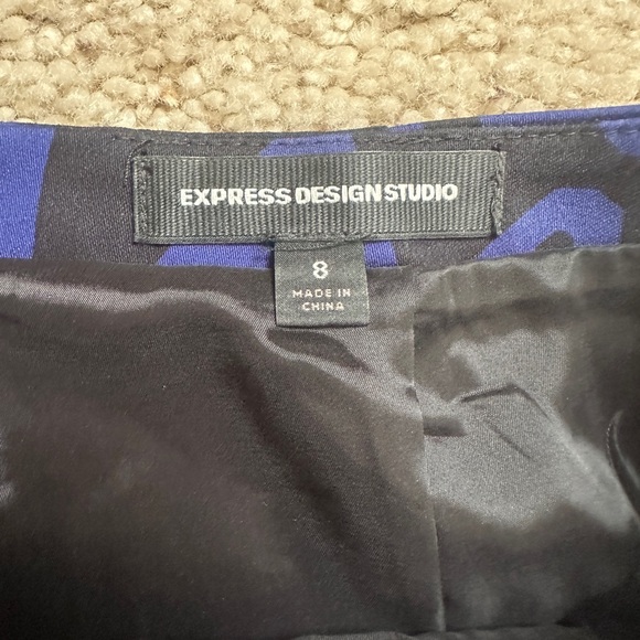 Express Design Studio Pencil Skirt size 8 (308) - Picture 2 of 8